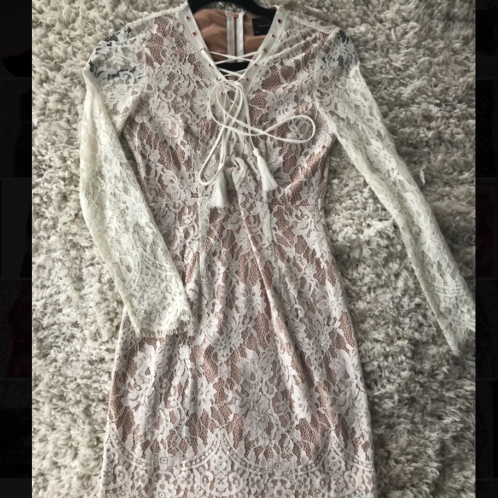 Dress Forum, LA - White Lace Dress